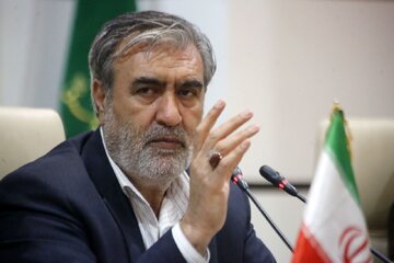 رئیس کمیسیون امنیت ملی مجلس: ۹ هزار نفر از نیروهای آمریکایی از منطقه فرار کرده‌اند