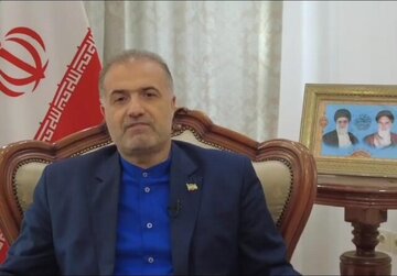 جلالی: کشورهای همسایه کمک کنند تا بساط آمریکا از منطقه جمع شود