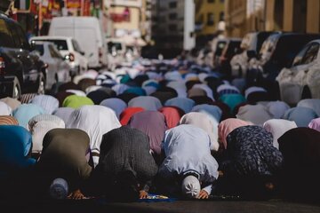 نقشه راهی برای ساختن دین به مثابه منبعی از امید، عدالت و انسانیت / کتاب «مسلمانان پیشرو: دربارۀ عدالت، جنسیت و کثرت‌گرایی»