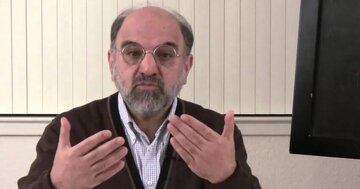 عبدالکریم سروش: دوران سختی را می‌گذرانیم و فقط بی‌غیرت‌ها می‌توانند بی‌تفاوت باشند