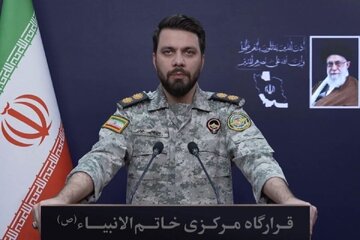 سخنگوی قرارگاه مرکزی خاتم الانبیا (ص) جزئیات حمله به پالایشگاه نفت و گاز اسرائیل را تشریح کرد؛ پاسخ تهاجم علیه انبارهای نفت ایران داده شد + جزئیات