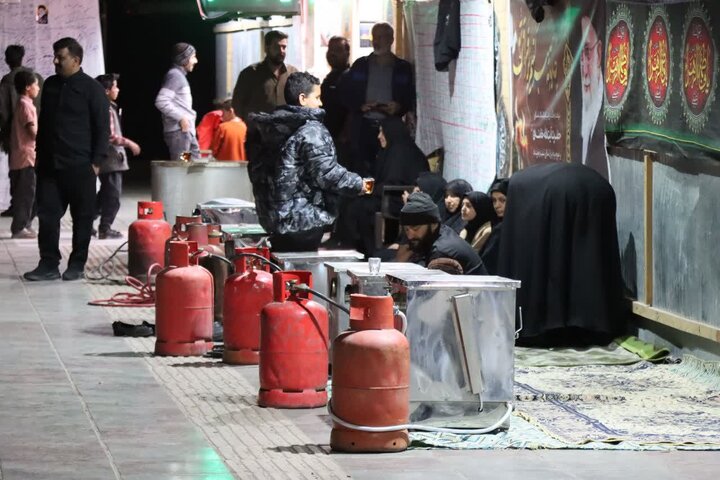 بازدید محمدرضا صباغیان نماینده مردم در مجلس شورای اسلامی از موکب‌های عزاداری شهرستان بافق