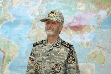واکنش فرمانده کل ارتش پس از پیام رهبر انقلاب: دشمنان ایران را پشیمان خواهیم کرد