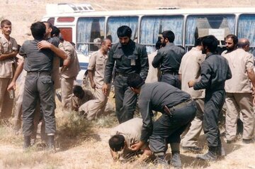 خاطرات هاشمی: این هفته تمامی اُسرای عراقی و زندانیان ایرانی در عراق آزاد می‌شوند