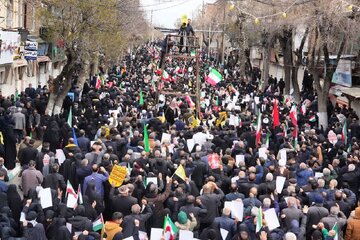 ببینید | روز قدس حماسی در میدان نقش جهان اصفهان ببینید | روز قدس حماسی در میدان نقش جهان اصفهان