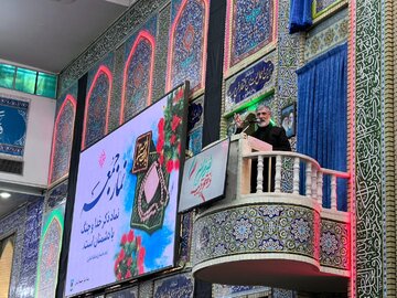 دشمن از در میدان ماندن مردم عصبانی می‌شود/ اسراییل نطفه نامشروع آمریکا و انگلیس است  