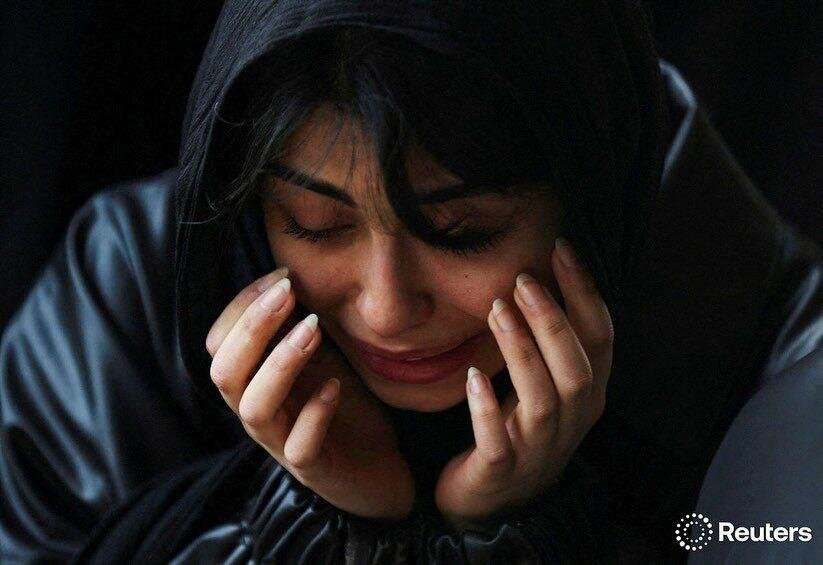 تصاویر رویترز از خاکسپاری شهدای جنگ در ایران + عکس