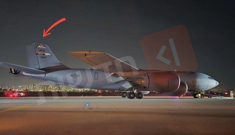 عکس | هواپیمای سوخت‌رسان KC-135  آسیب دیده آمریکایی در فرودگاه بن گوریون