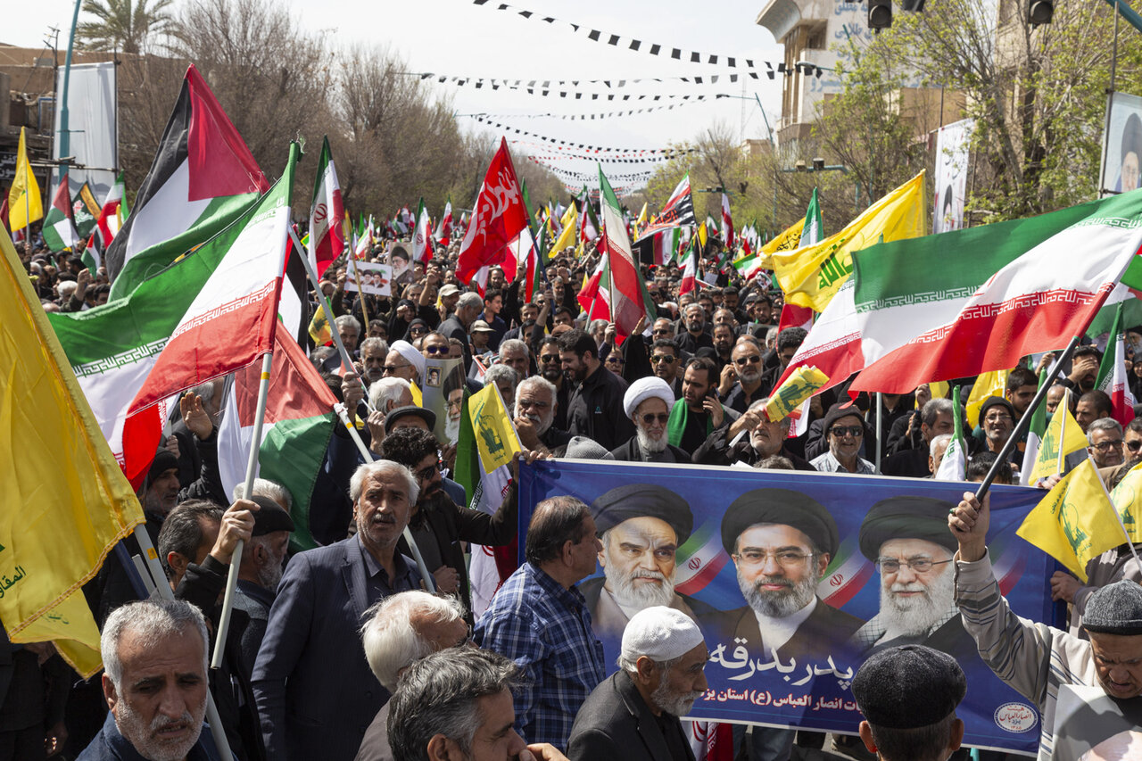 برگزاری مراسم راهپیمایی روز قدس در استان یزد