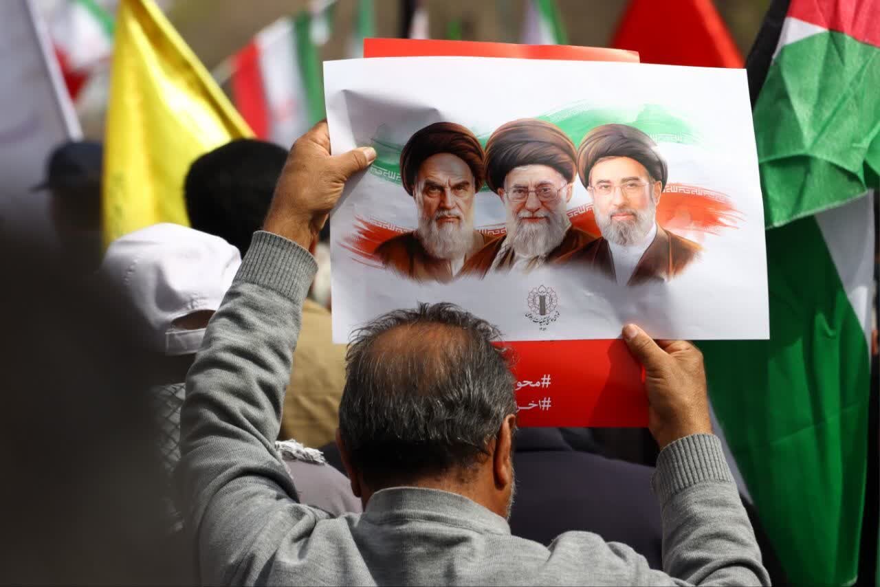 برگزاری مراسم راهپیمایی روز قدس در استان یزد