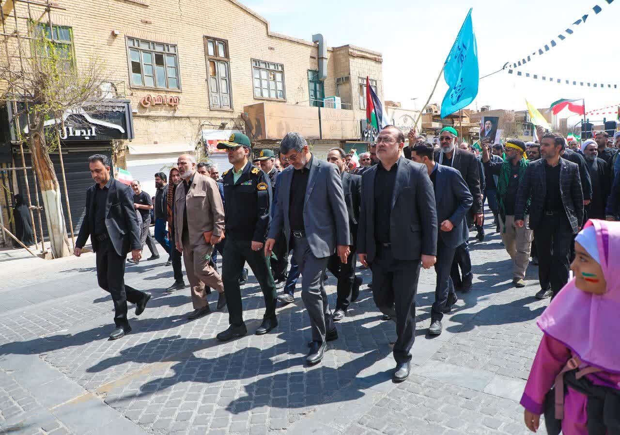 برگزاری مراسم راهپیمایی روز قدس در استان یزد