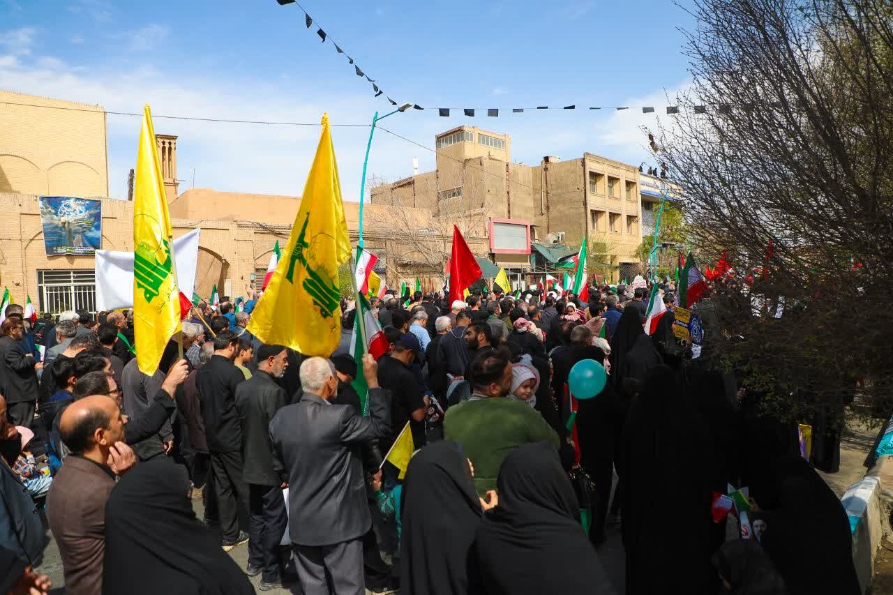 برگزاری مراسم راهپیمایی روز قدس در استان یزد