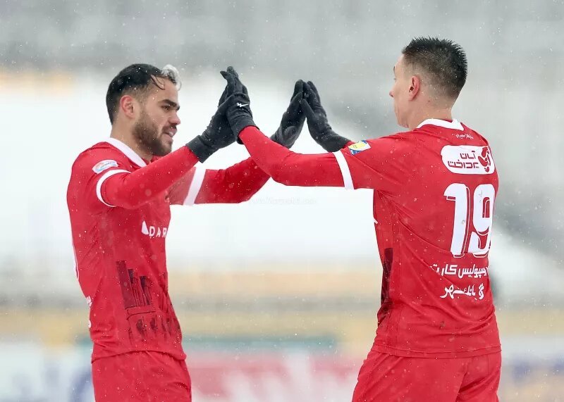 مشکلات بزرگ پرسپولیس در روزهای جنگی؛ درخواست و نوتیس خارجیها، تردید و اعتراض داخلیها