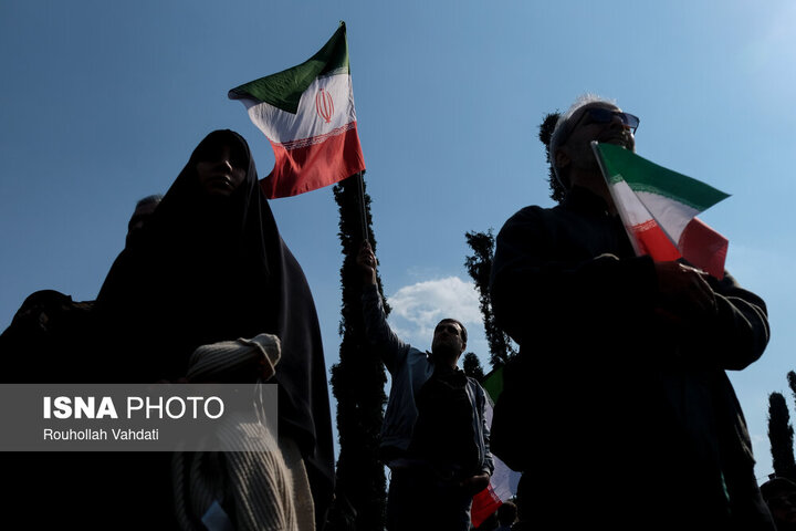 مراسم تشییع «علی لاریجانی»، «غلامرضا سلیمانی» و قهرمانان «ناو دنا»