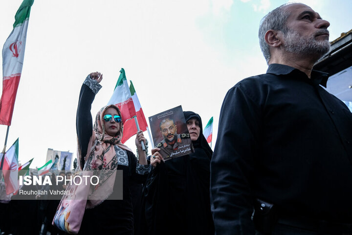 مراسم تشییع «علی لاریجانی»، «غلامرضا سلیمانی» و قهرمانان «ناو دنا»