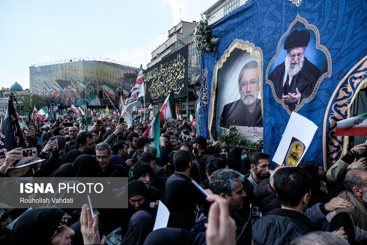 مراسم تشییع «علی لاریجانی»، «غلامرضا سلیمانی» و قهرمانان «ناو دنا»
