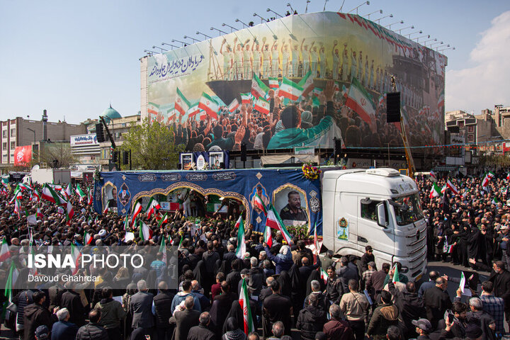 مراسم تشییع «علی لاریجانی»، «غلامرضا سلیمانی» و قهرمانان «ناو دنا»