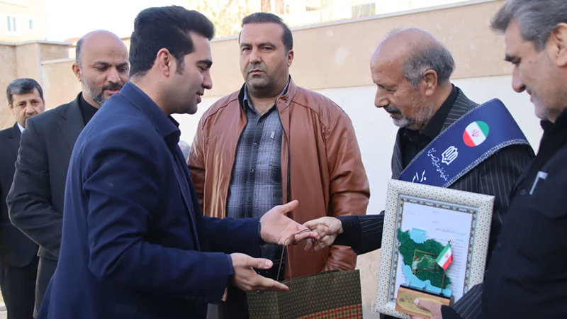 از افتتاح مدرسه خیرساز «امام حسین (ع)» تا کلنگزنی آیندهای روشن در نهضت ملی مسکن و خبر نوید بخش مدیر کل آموزش و پرورش استان سمنان