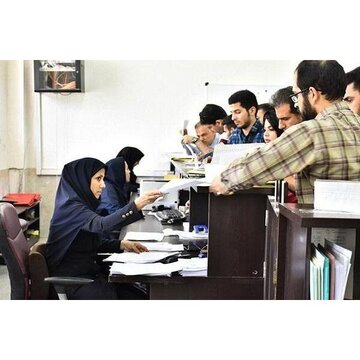 پاداش ویژه آخرسال استاندار مازندران به کارکنان دولت