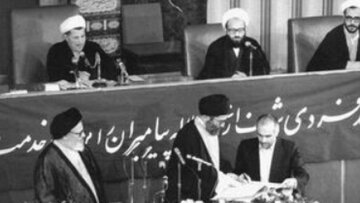 در میان خبرگان حتی یک نفر با انتخاب آیت‌الله خامنه‌ای مخالف نبود