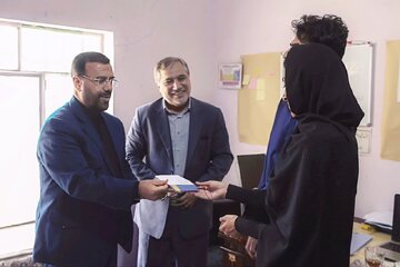 دیدار نوروزی استاندار فارس با خانواده‌های کارآفرین و نخبه