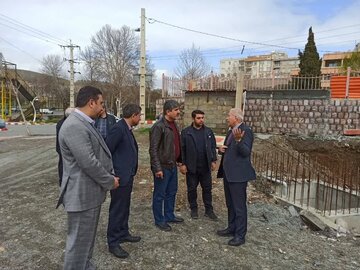 بازدید معاون عمرانی استاندار کردستان از مراکز اقامتی سنندج