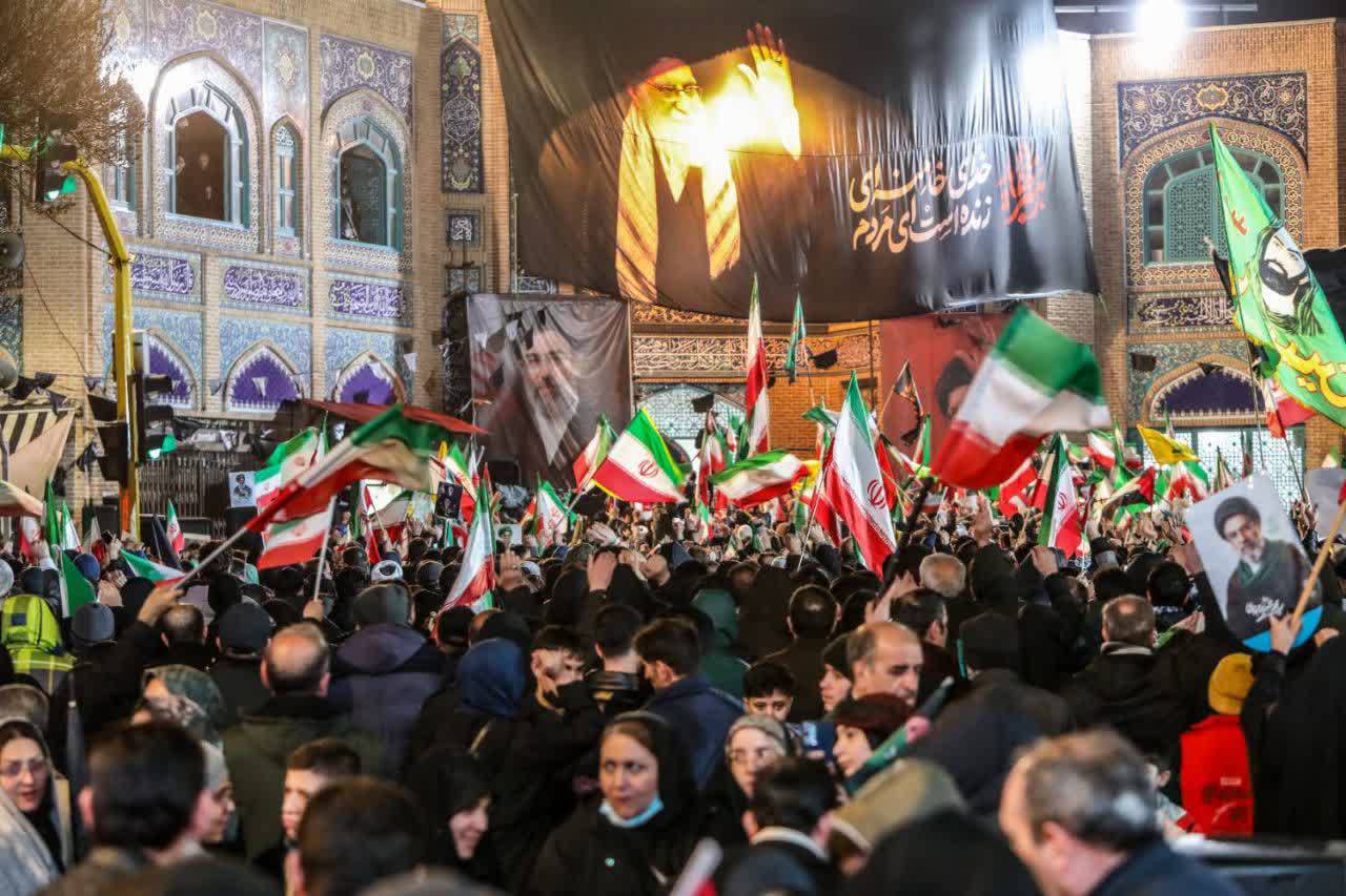 دوام و بقای نظام اسلامی مدیون خون پاک شهدا است