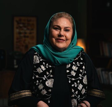 مهرانه مهین‌ترابی مجری شد
