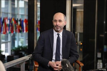 رابرت مالی: ترامپ مأیوس است و هر روز اهداف جنگ را تغییر میدهد/هیچ مذاکرهای قبل از توقف جنگ وجود ندارد/هر کدام از طرفها توان تشدید تنش را دارد رابرت مالی: ترامپ مأیوس است و هر روز اهداف جنگ را تغییر میدهد/هیچ مذاکرهای قبل از توقف جنگ وجود ندارد/هر کدام از طرفها توان تشدید تنش را دارد