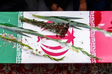 تشییع پیکر ۵۰ شهید جنگ رمضان در اصفهان+ جزئیات