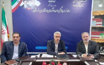 نظارت ویژه در بازار لرستان / نان آرد و مرغ بدون کمبود عرضه می‌شوند