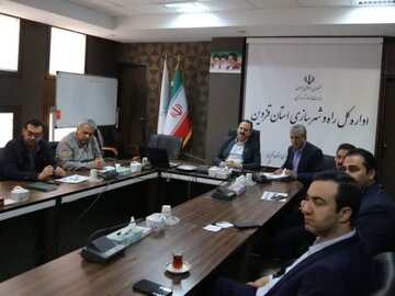 برگزاری نشست بررسی بازسازی خانه‌های آسیب‌دیده از جنگ در قزوین