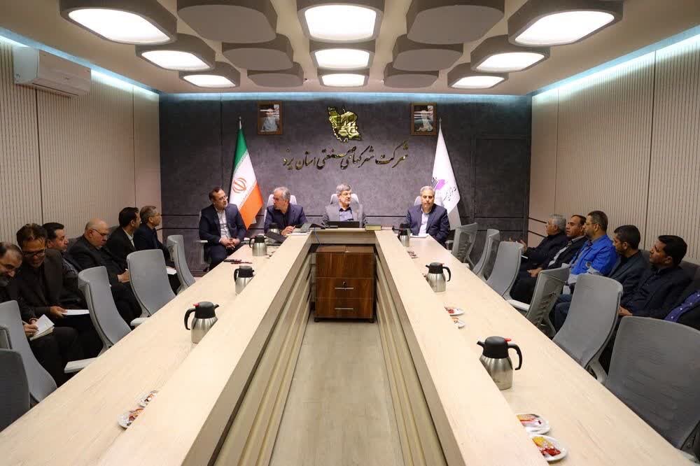 برگزاری نشست تنظیم بازار استان یزد به ریاست استاندار برگزاری نشست تنظیم بازار استان یزد به ریاست استاندار