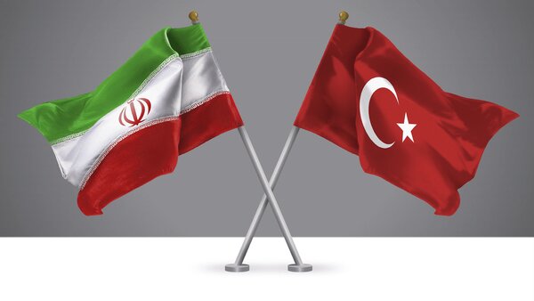 سه سال بلاتکلیفی دانش‌آموزان ایرانی در ترکیه؛ مدارکی که بین تهران و آنکارا معطل مانده‌اند