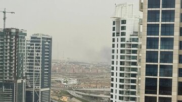 حمله گسترده موشکی و پهپادی ایران به دبی؛ یک نفتکش کویتی هدف قرار گرفت
