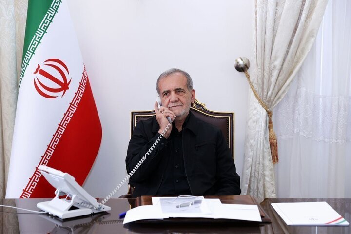 پزشکیان خطاب به نخست وزیر ژاپن: راهزنی دریایی آمریکا باید صریحاً محکوم و متوقف شود/ درخواست «تاکه ایچی» برای عبور ایمن کشتی‌های ژاپنی از تنگه هرمز