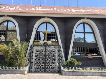 عکس| آسیب به ساختمان فدراسیون بوکس در پی موج انفجار ناشی از اصابت موشک