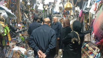 فعالیت ۲ فروشگاه صنایع دستی در ایوان برای خدمات‌رسانی به گردشگران نوروزی