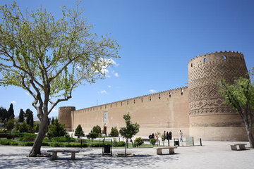 اماکن تاریخی فارس سیزدهم فروردین باز است/ورود به «پردیس تخت‌جمشید» به دلیل خطر سقوط درختان و برق‌گرفتگی ممنوع شد