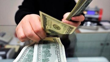 قیمت دلار بازار آزاد امروز پنجشنبه ۱۳ فروردین ۱۴۰۵/ دلار در این قیمت حساس ایستاد +جدول