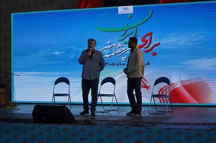 تئاترشهر میزبان حماسهآفرینی هنرمندان شد/بازخوانی «دایه دایه، وقت جنگه»