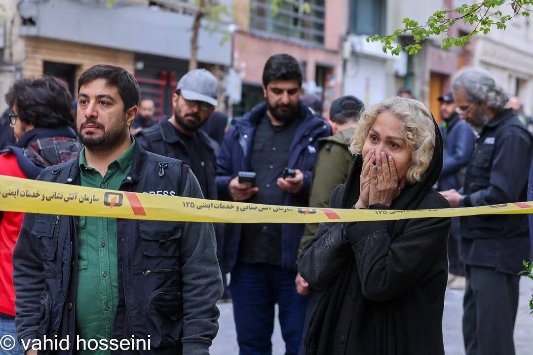 پدری که کوبیدن قلبش را با صدای قلب بیجان پسرش اشتباه گرفته بود، از یادم نمیرود/ اولویتم در عکاسی جنگ، زندگی مردم عادی است