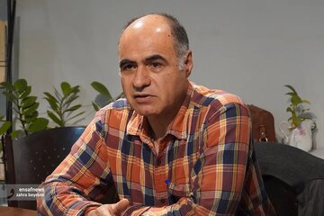 وعده ما، فردای پیروزی / خطاب به روشنفکران: در یک جنگ میهنی جایی برای بی طرفی نداریم/ تن زدن از دفاع اعانه به تجاوز است وعده ما، فردای پیروزی / خطاب به روشنفکران: در یک جنگ میهنی جایی برای بی طرفی نداریم/ تن زدن از دفاع اعانه به تجاوز است