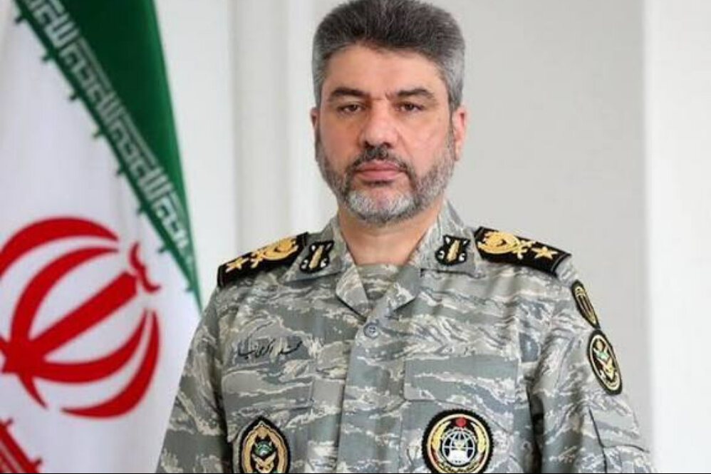 سخنگوی ارتش ایران به آمریکا و اسرائیل هشدار داد: پس از اقامه نماز بر پیکر رهبر شهید، هر گونه اشتباه از سوی دشمن با واکنش قاطع نیروهای مسلح مواجه خواهد شد. سخنگوی ارتش ایران به آمریکا و اسرائیل هشدار داد: پس از اقامه نماز بر پیکر رهبر شهید، هر گونه اشتباه از سوی دشمن با واکنش قاطع نیروهای مسلح مواجه خواهد شد.