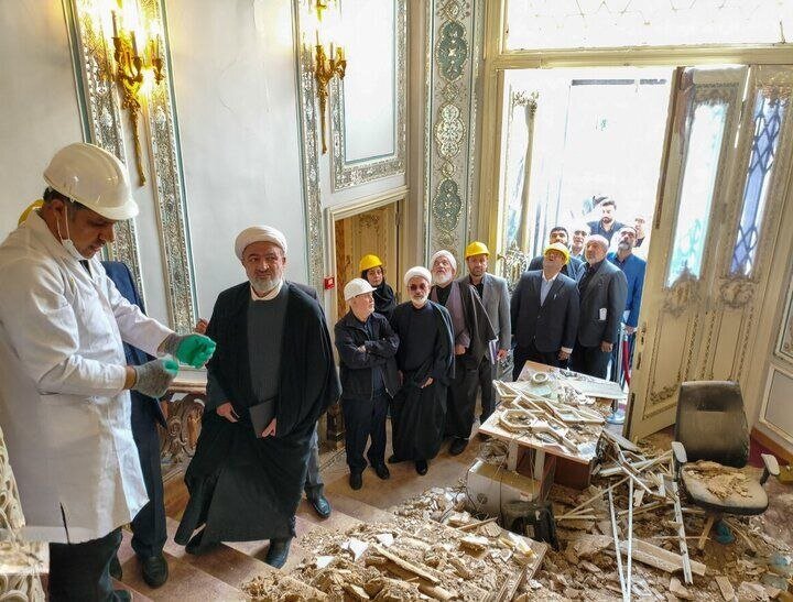 بازدید اعضای کمیسیون فرهنگی مجلس در خرابیهای کاخ سعدآباد/ آقاتهرانی و رسایی هم بودند + عکس