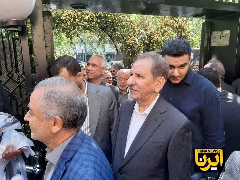 چهرههای آشنا در مراسم ختم شهید کمال خرازی/ محقق داماد و جنتی تا پسر هاشمی رفسنجانی/ سیدعلی خمینی هم بود + عکس