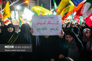 انتقاد غرویان از برخی سیاسیون/ هدف تندروها حفظ حضور و نمایش سیاسی است/ تندروها پس از حمایت رهبری از روند مذاکرات همچنان شعارهای مخالفت‌آمیز می‌دهند