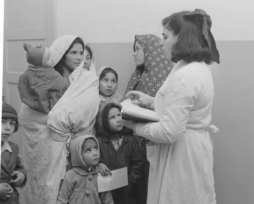 تاریخ نادیده؛ تحلیل ایران معاصر از منظر زنانه تاریخ نادیده؛ تحلیل ایران معاصر از منظر زنانه