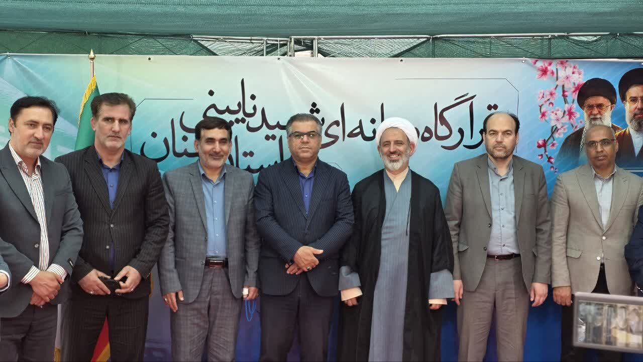 قرارگاه رسانهای شهید نایینی به منظور مقابله با جنگ narratives و ایجاد امید در جامعه راهاندازی شده است. قرارگاه رسانهای شهید نایینی به منظور مقابله با جنگ narratives و ایجاد امید در جامعه راهاندازی شده است.