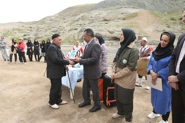 اب2.jpg